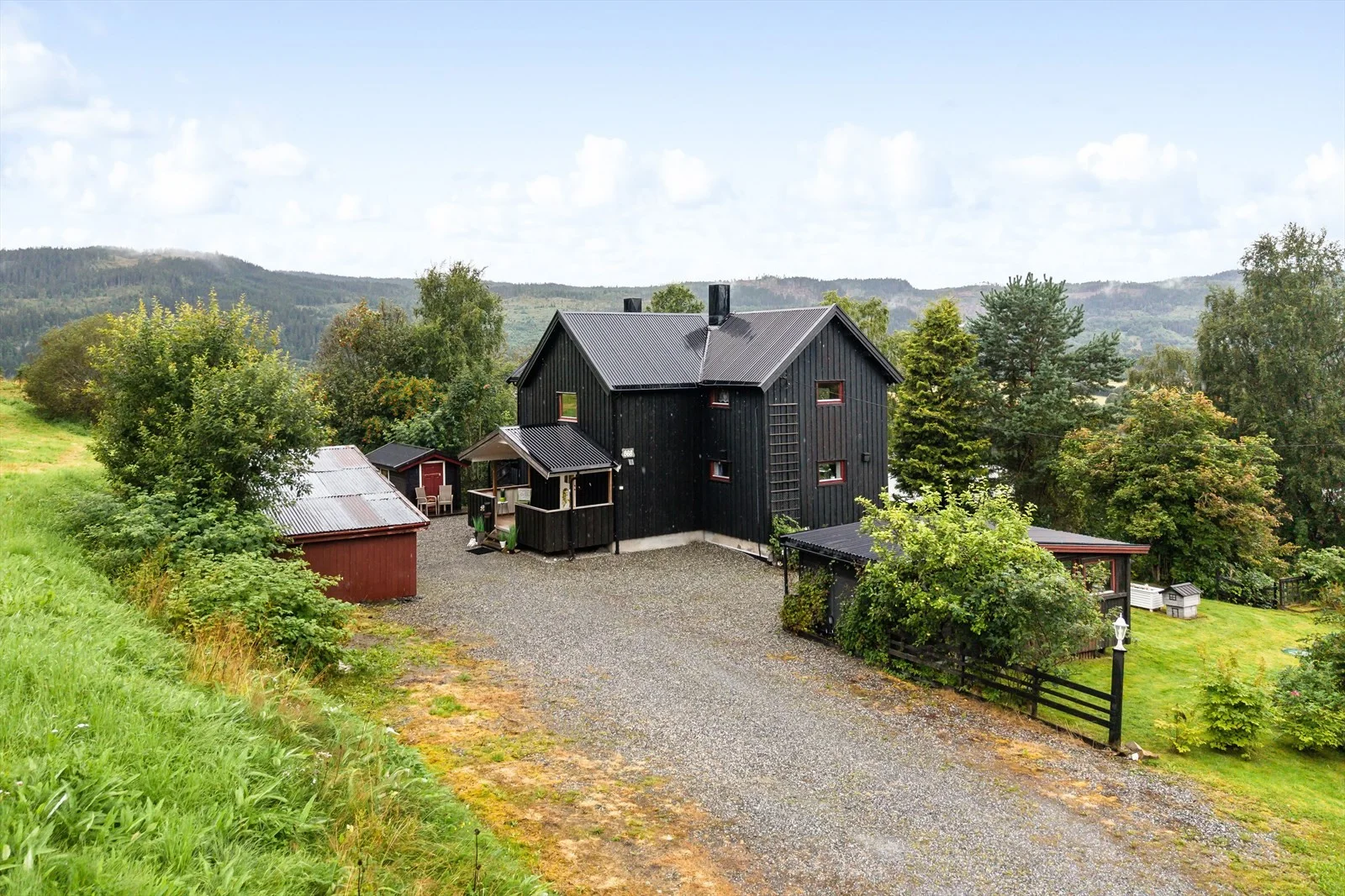 Listing photo