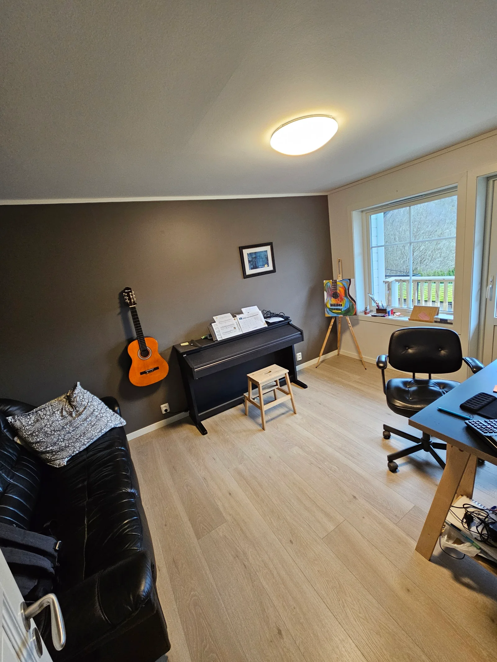 Photo 8