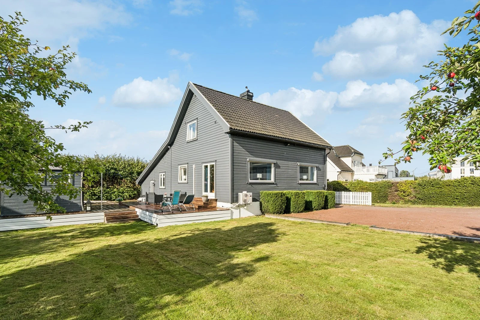 Listing photo
