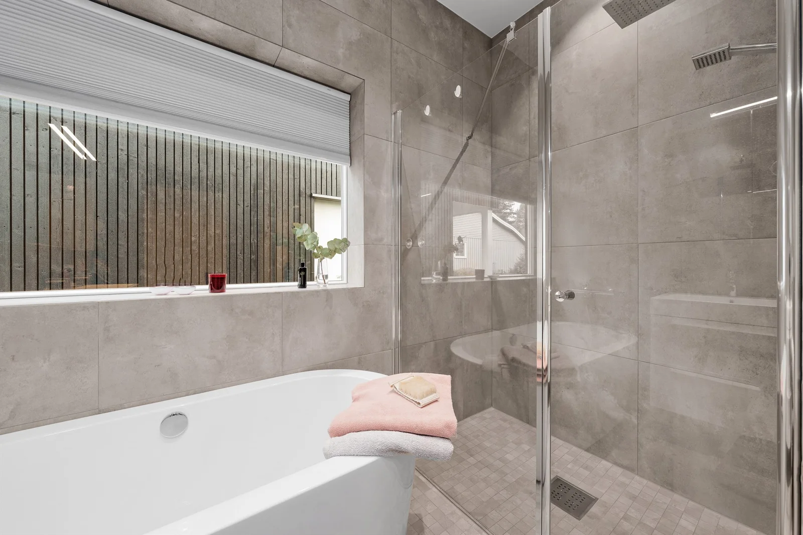 Photo 37