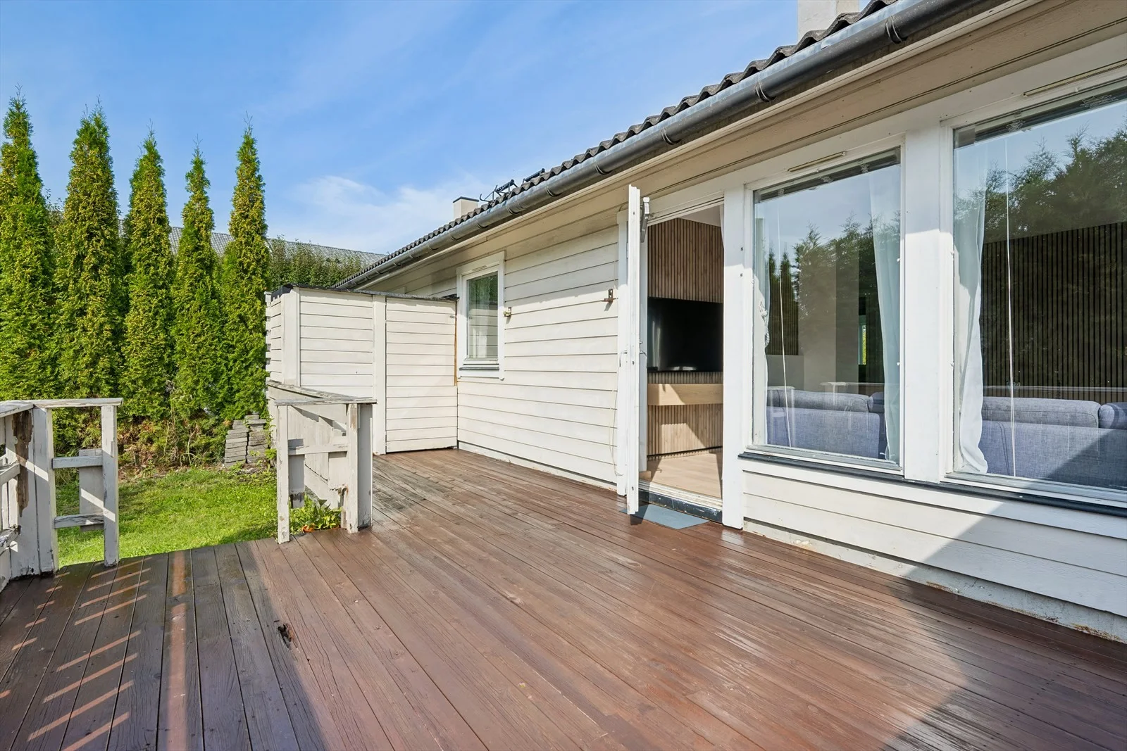 Photo 11