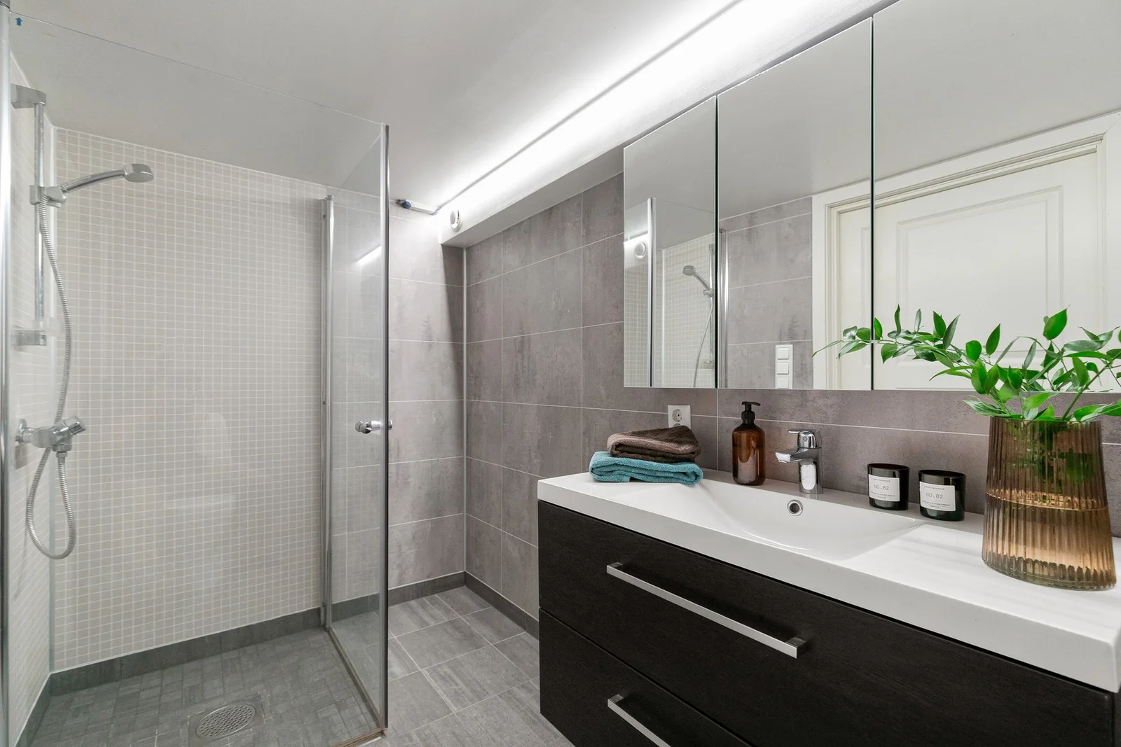 Photo 33