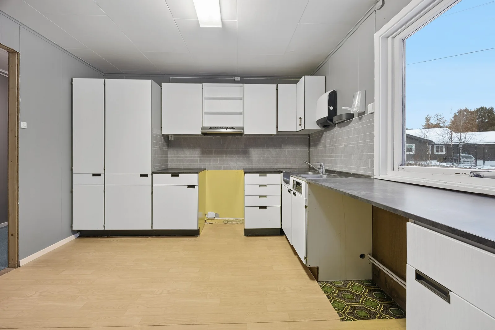 Photo 12