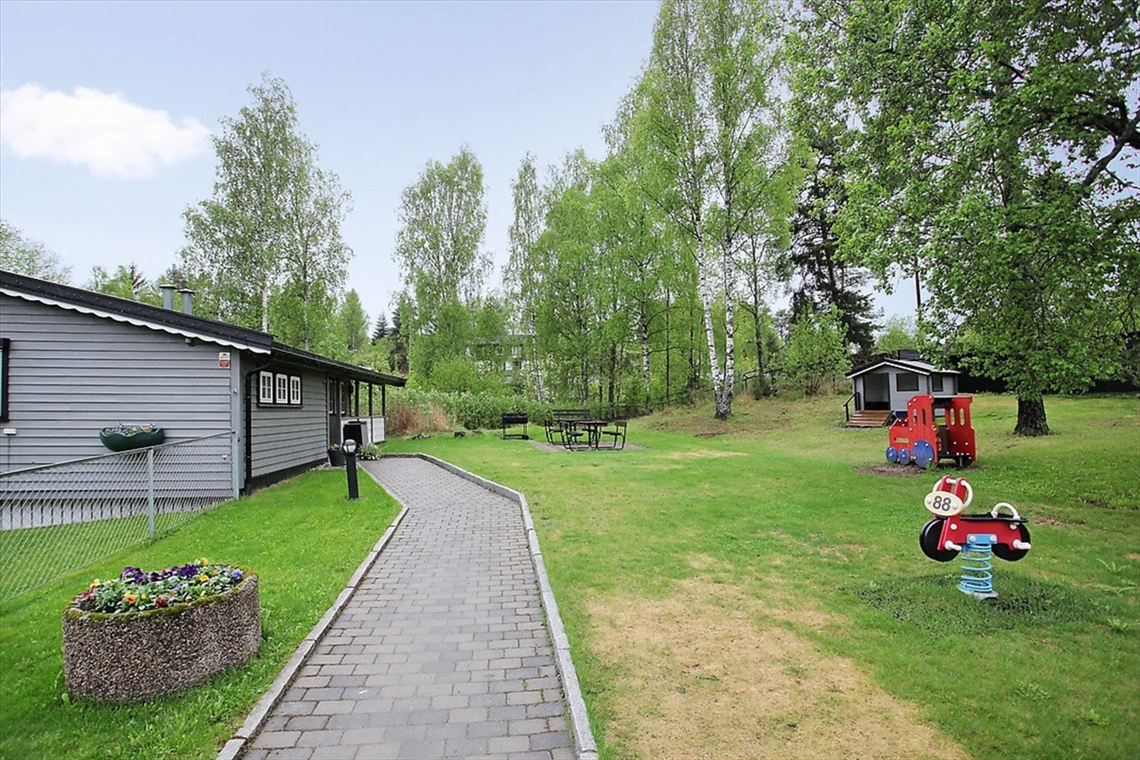 Photo 25