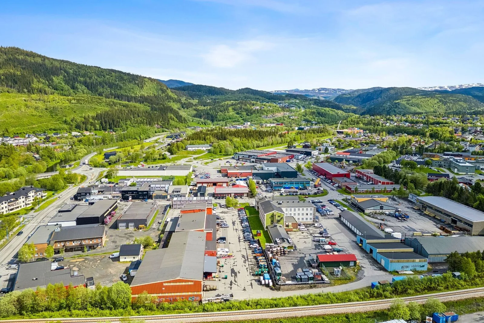 Photo 33