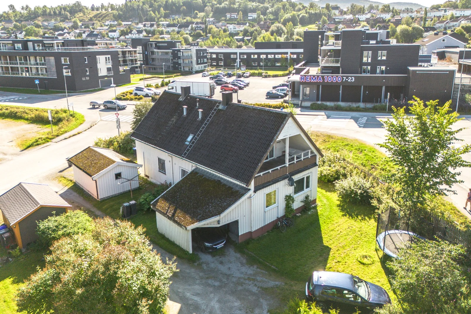 Listing photo
