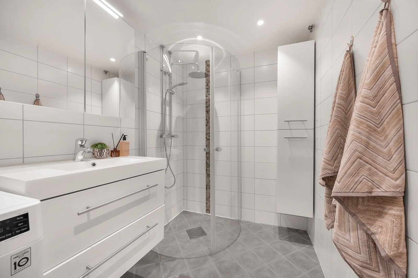 Photo 32