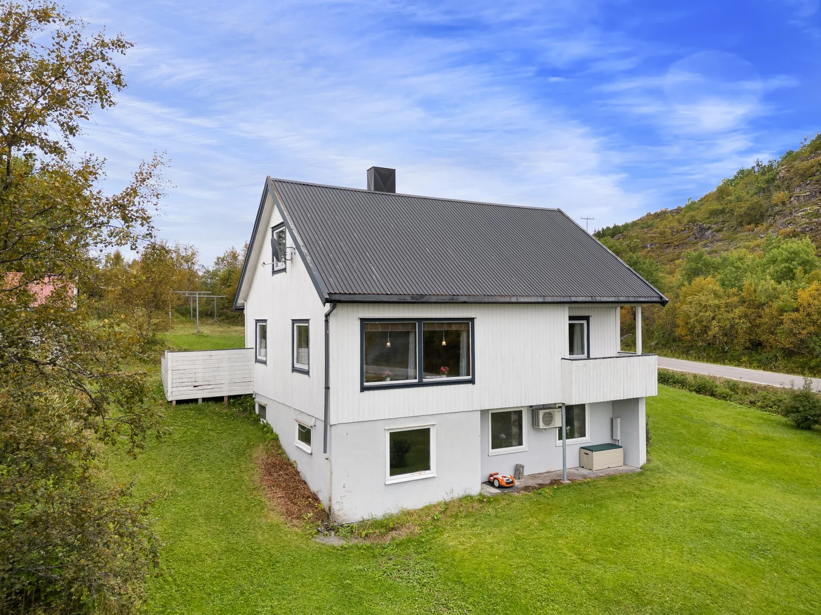 Listing photo