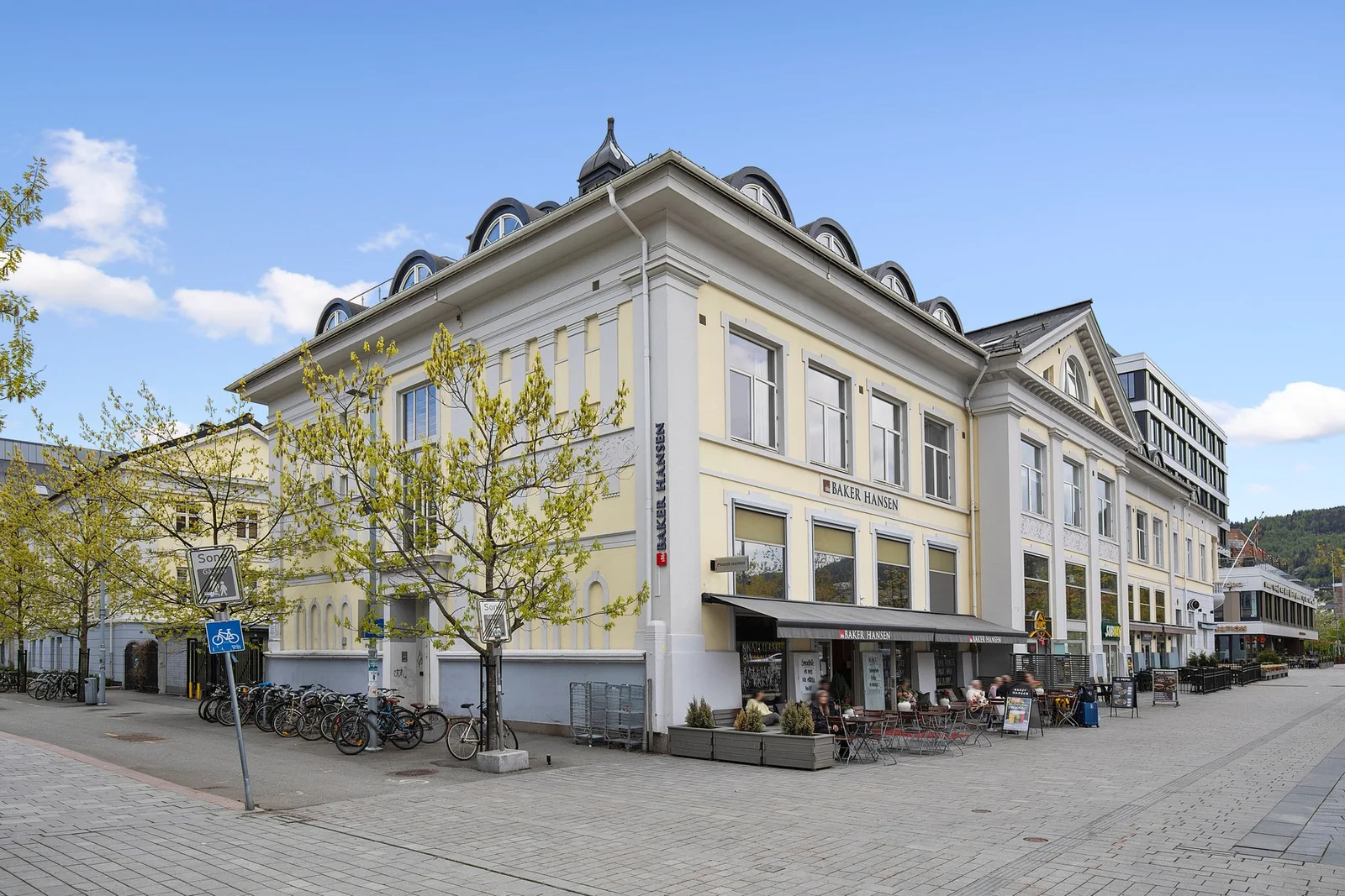 Photo 19