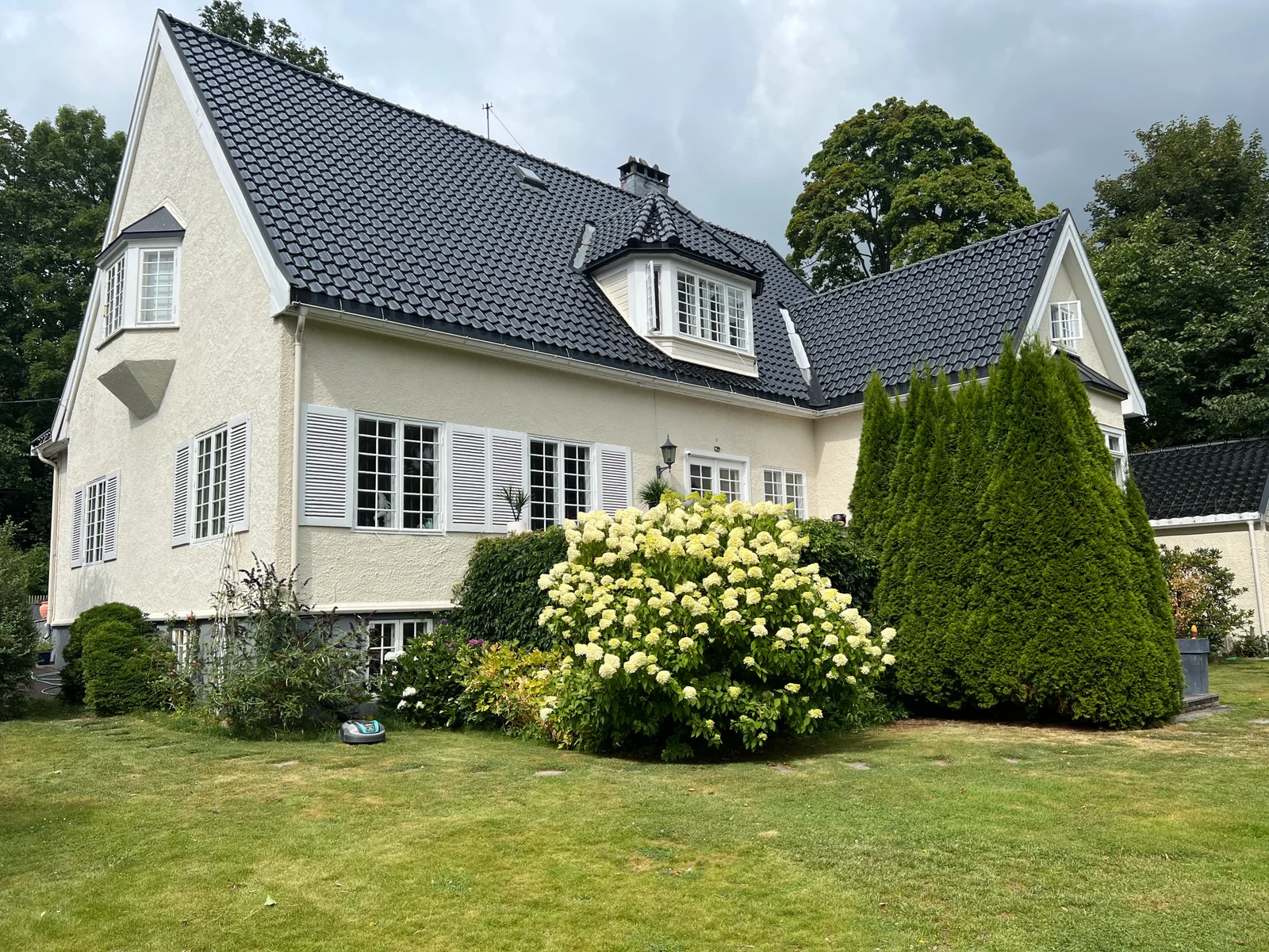 Photo 3