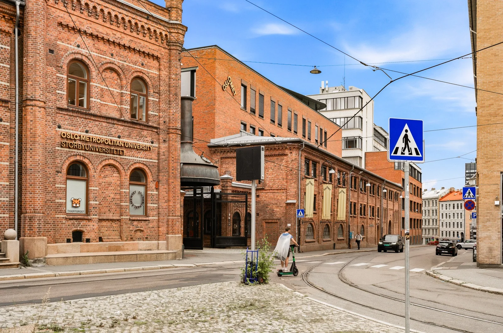 Photo 33