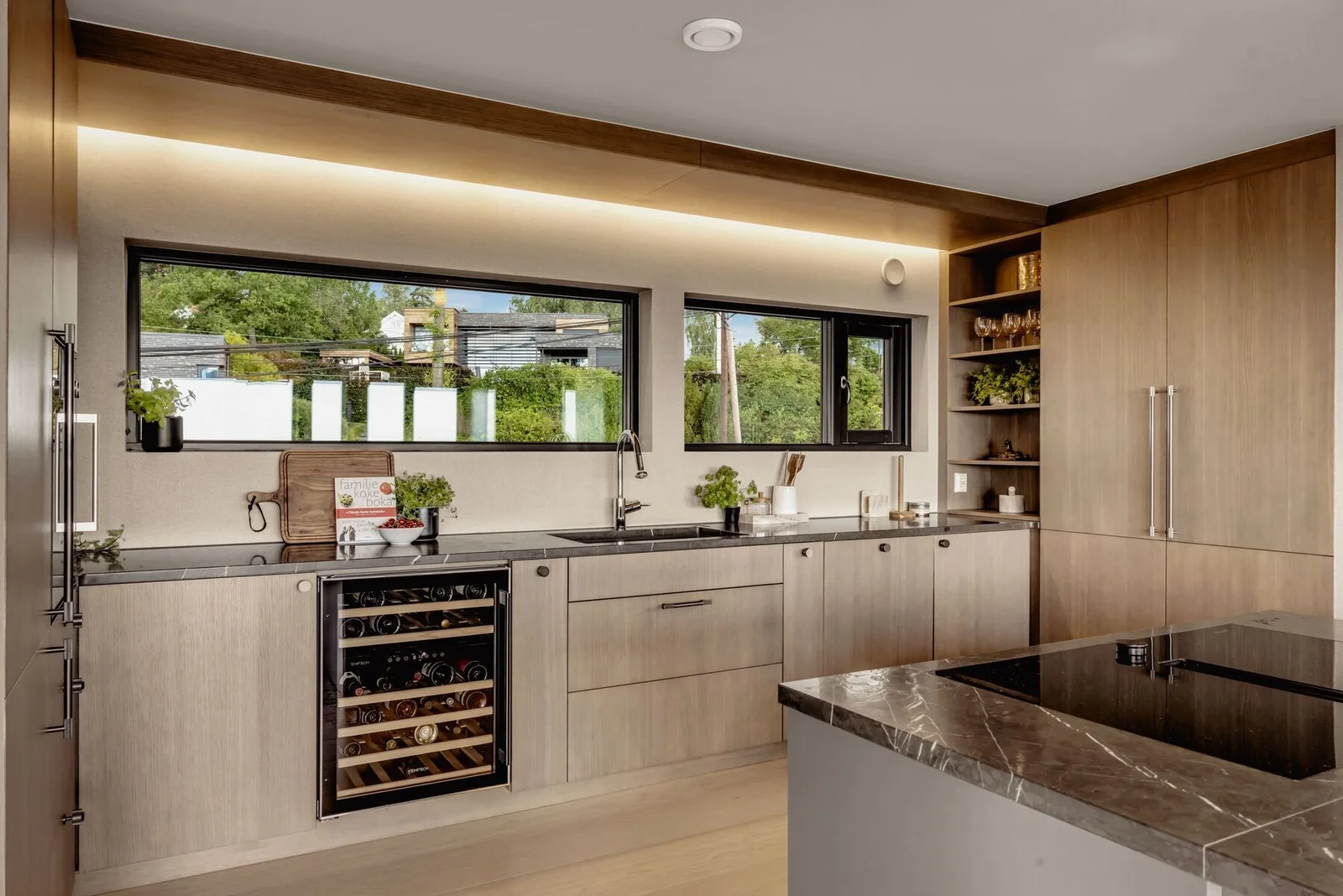 Photo 33