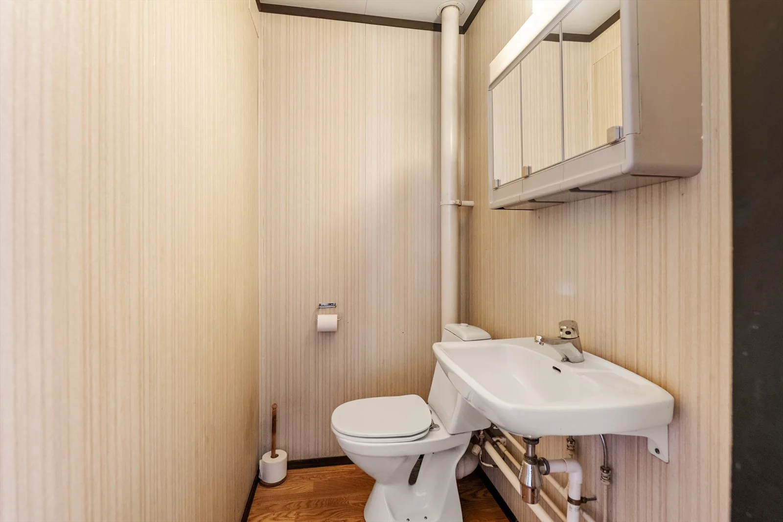Photo 8