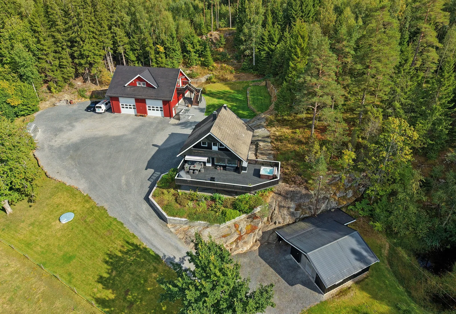 Photo 3