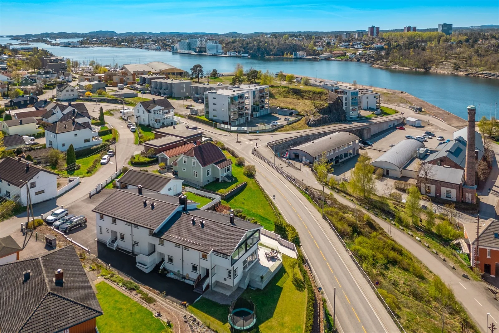 Photo 6