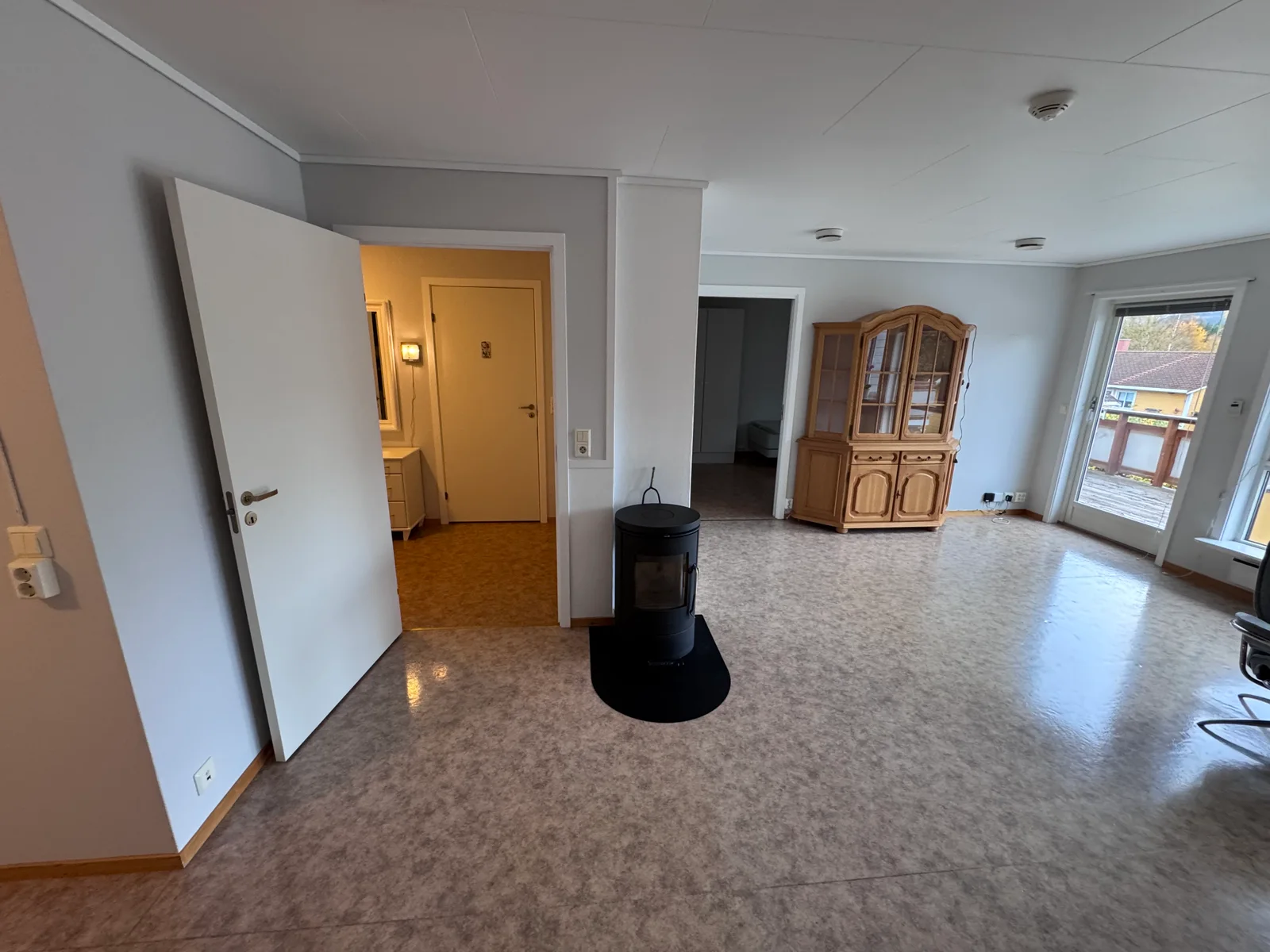 Photo 12
