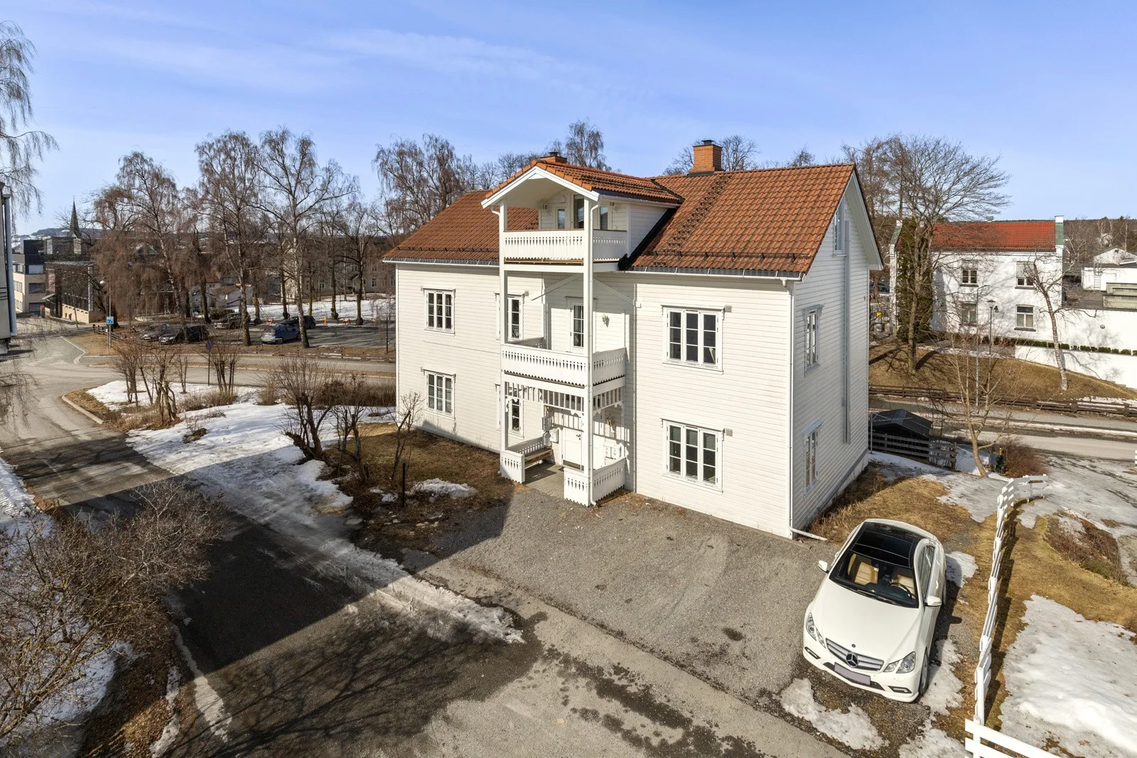 Listing photo