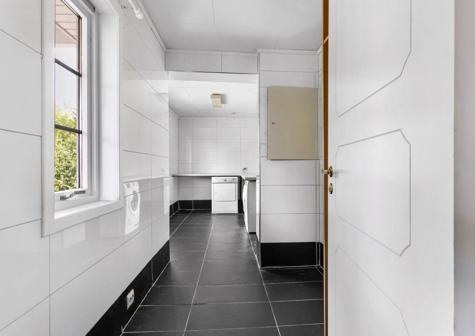 Photo 33