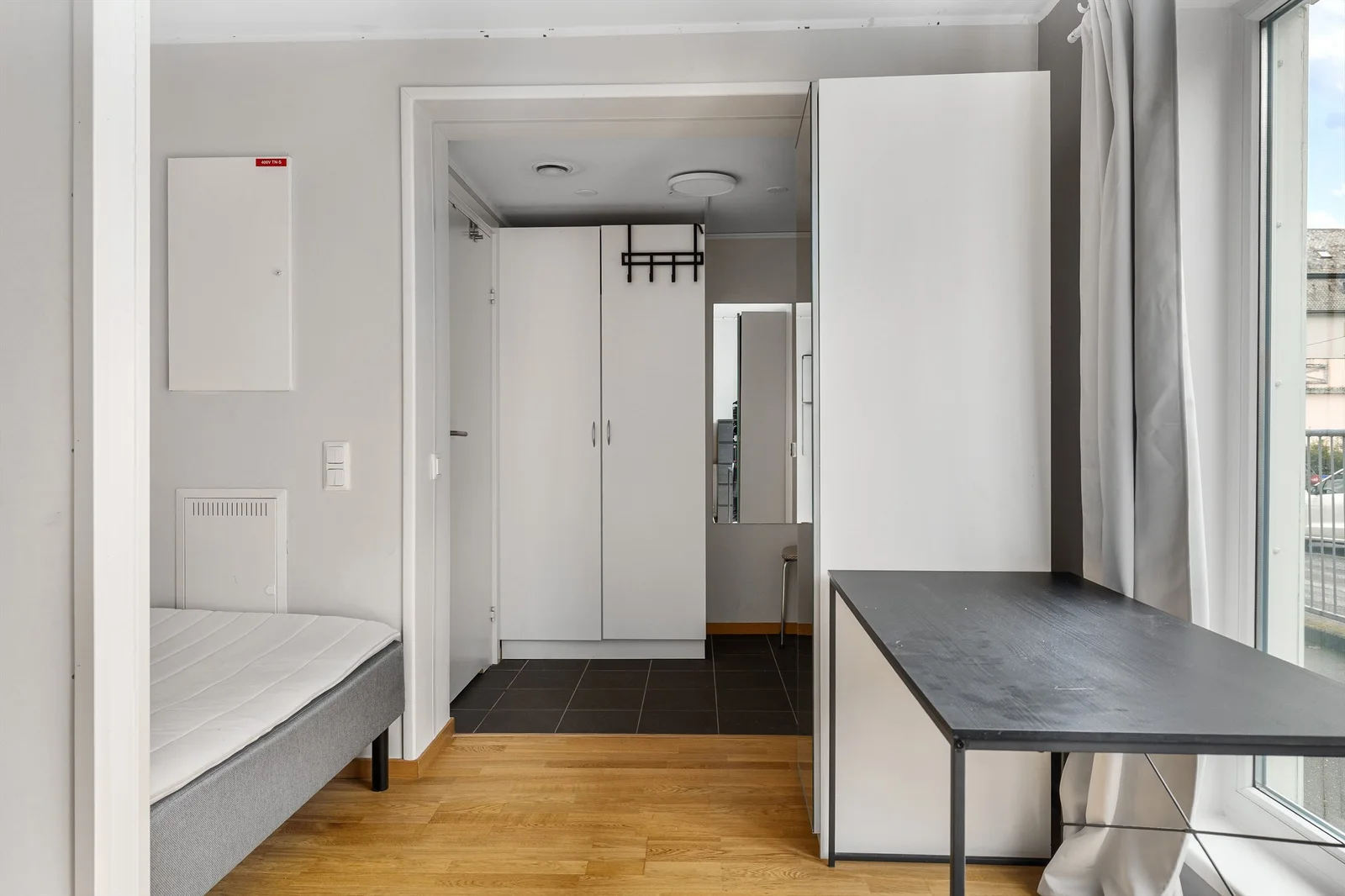 Photo 11