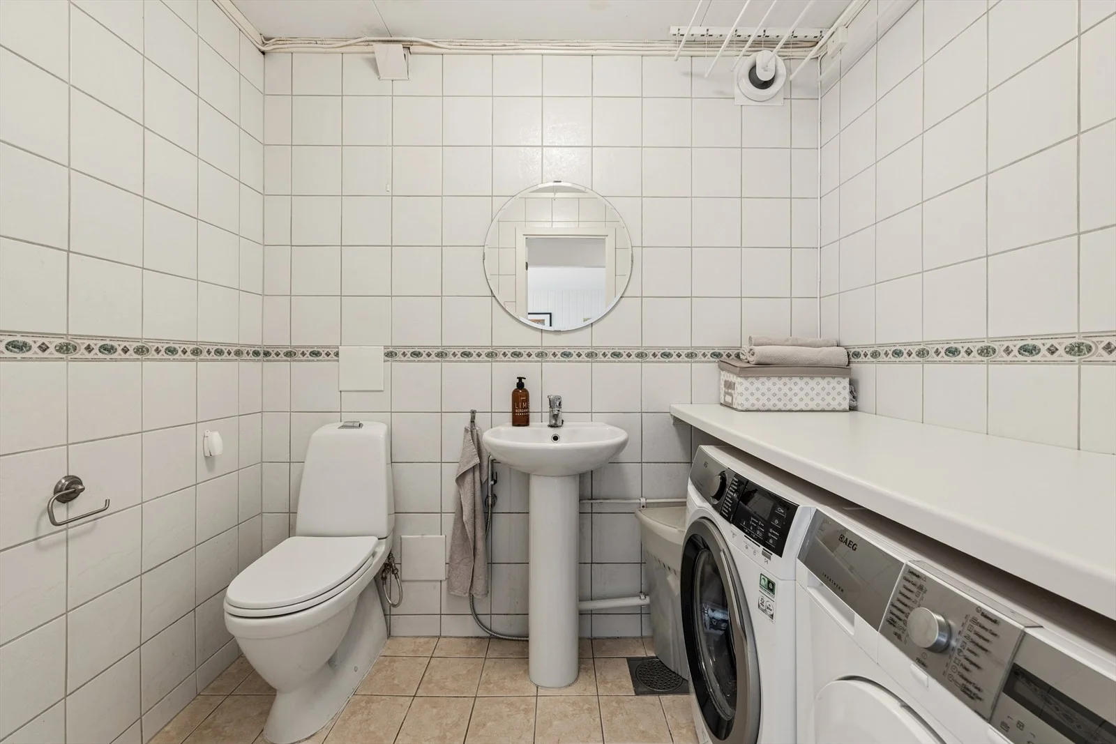 Photo 16