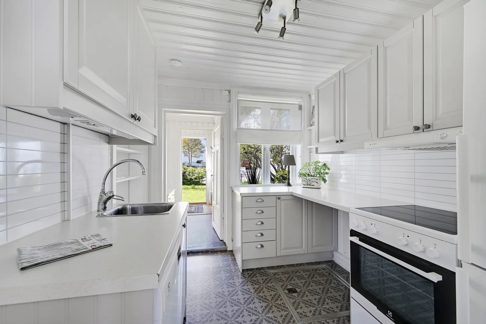 Photo 23