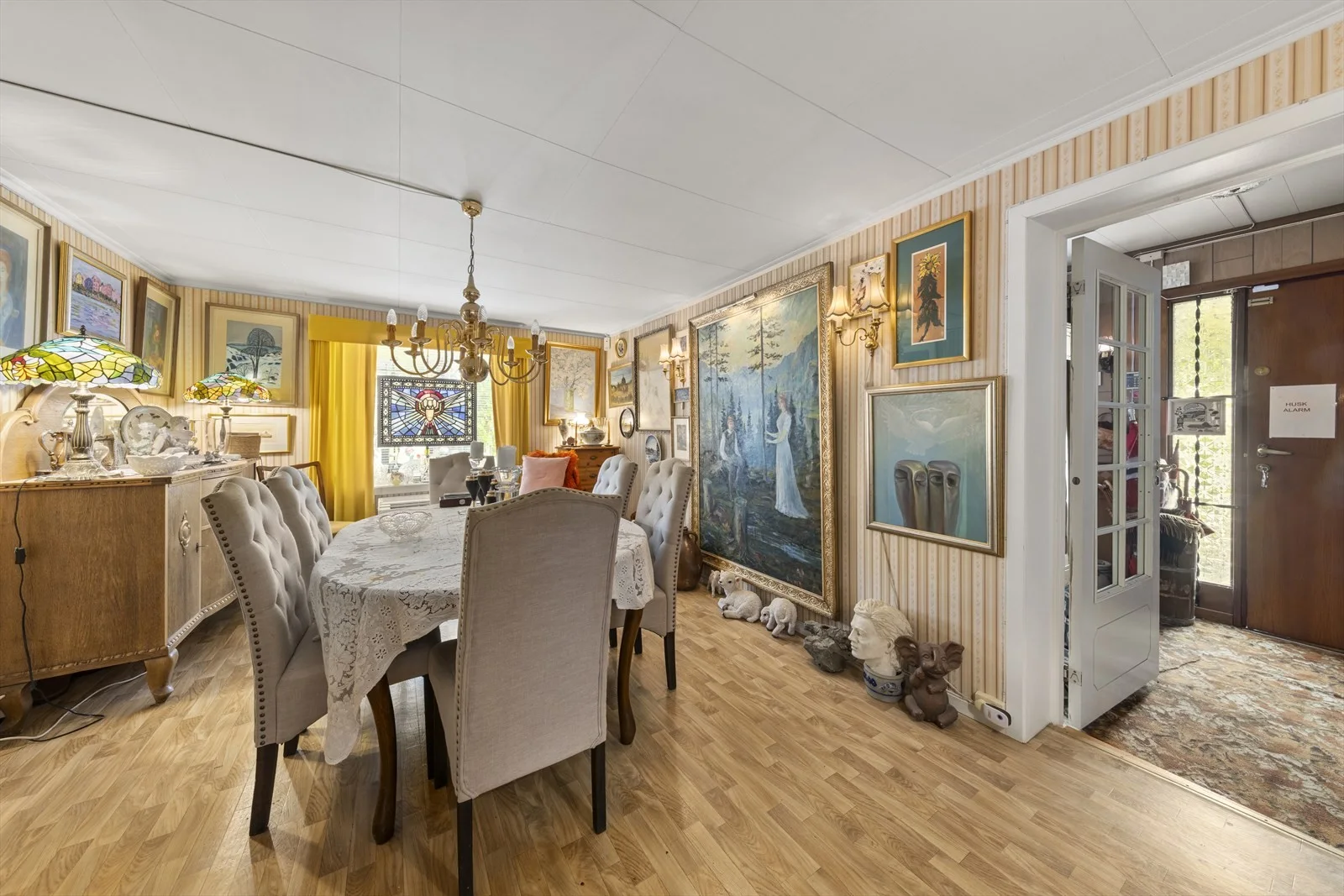 Photo 6