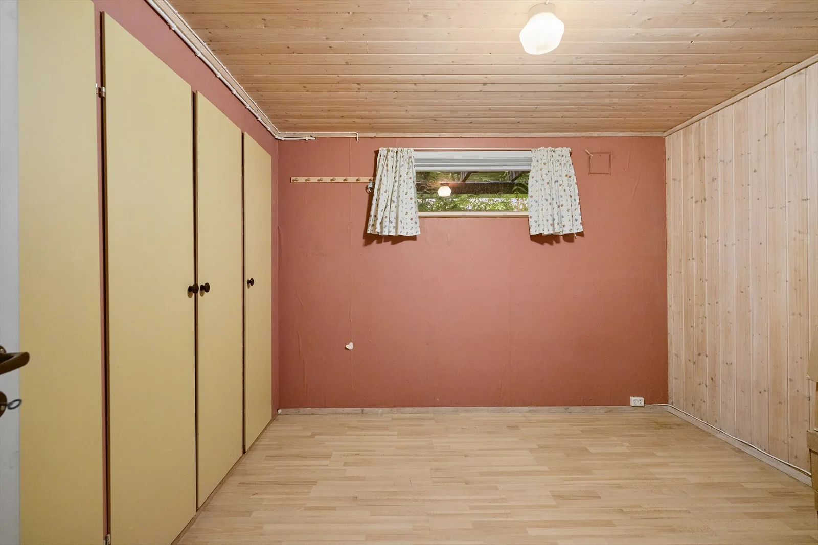 Photo 32