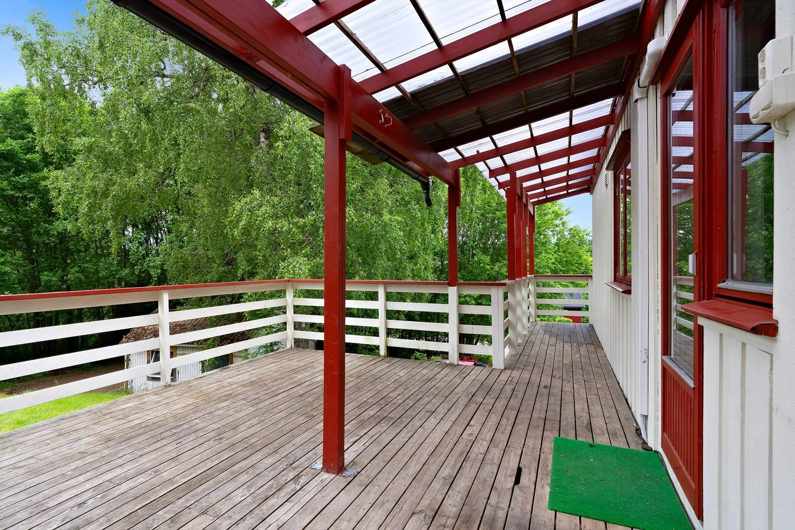 Photo 16