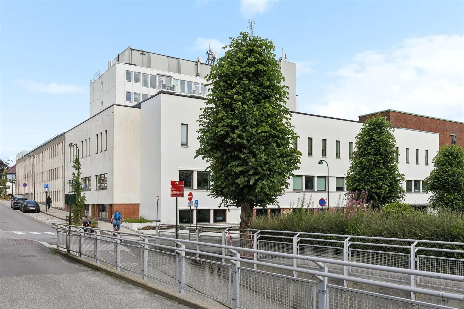 Photo 25