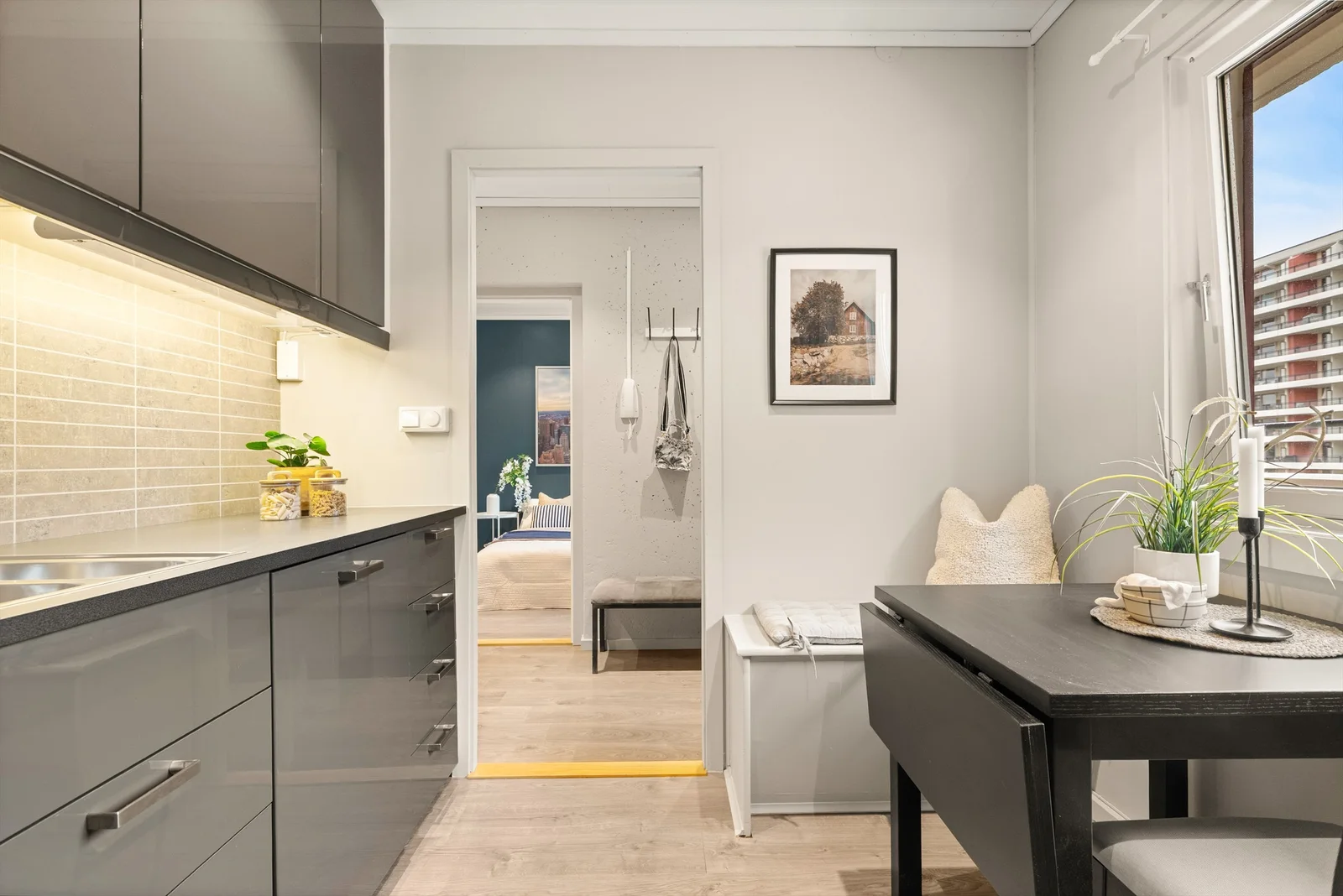 Photo 7