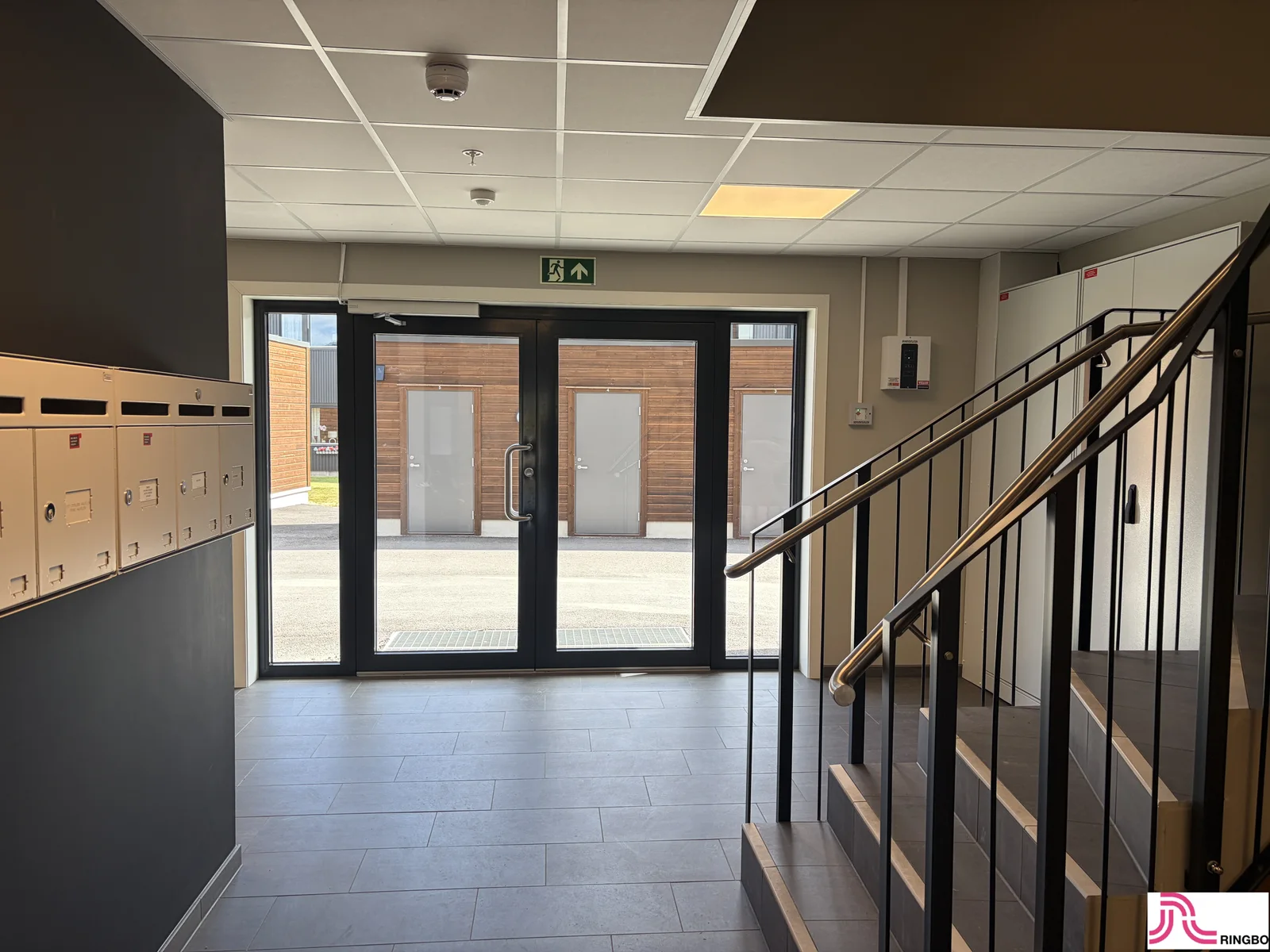 Photo 16
