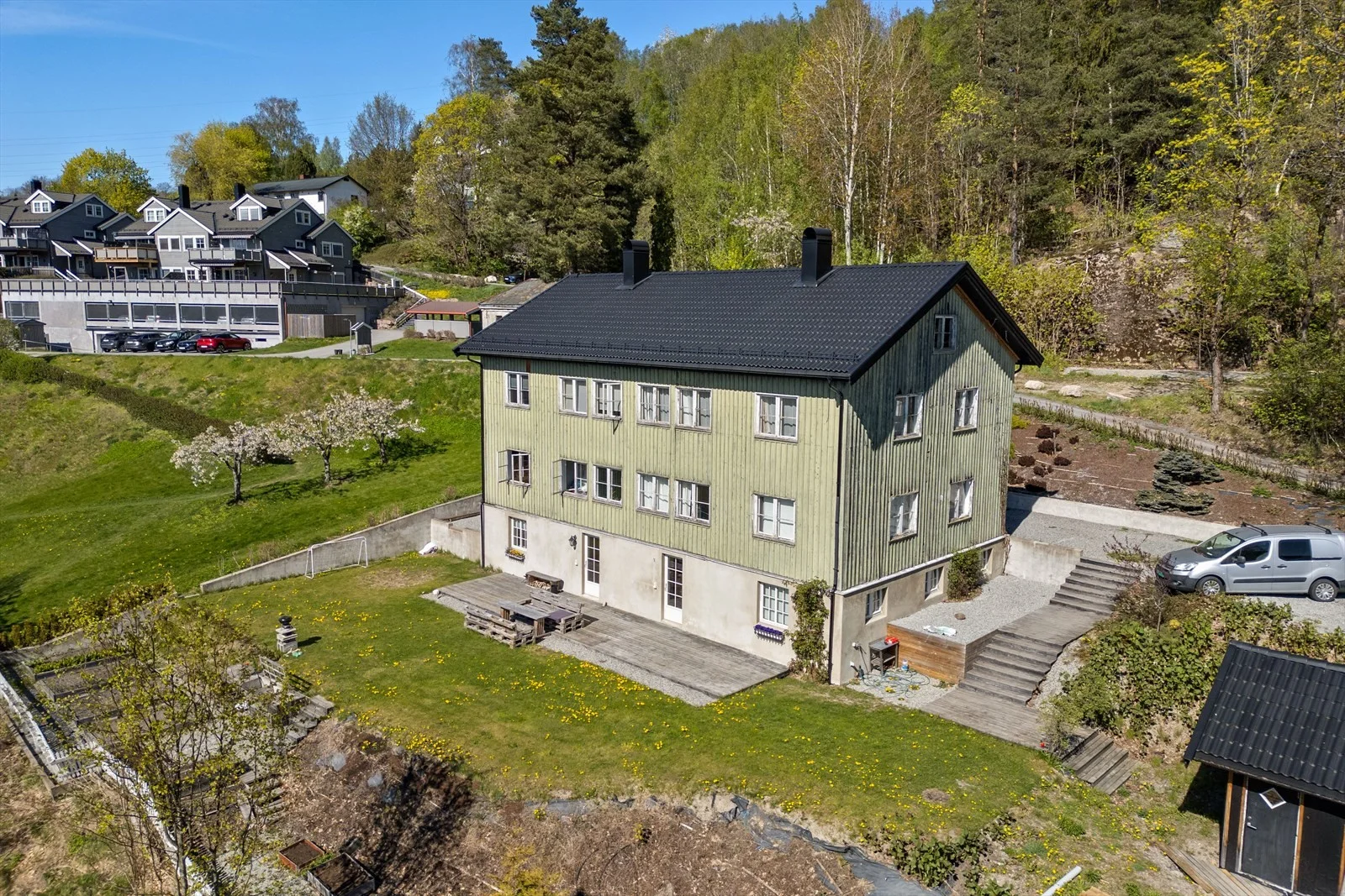 Listing photo