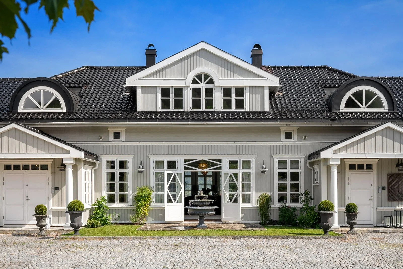 Listing photo