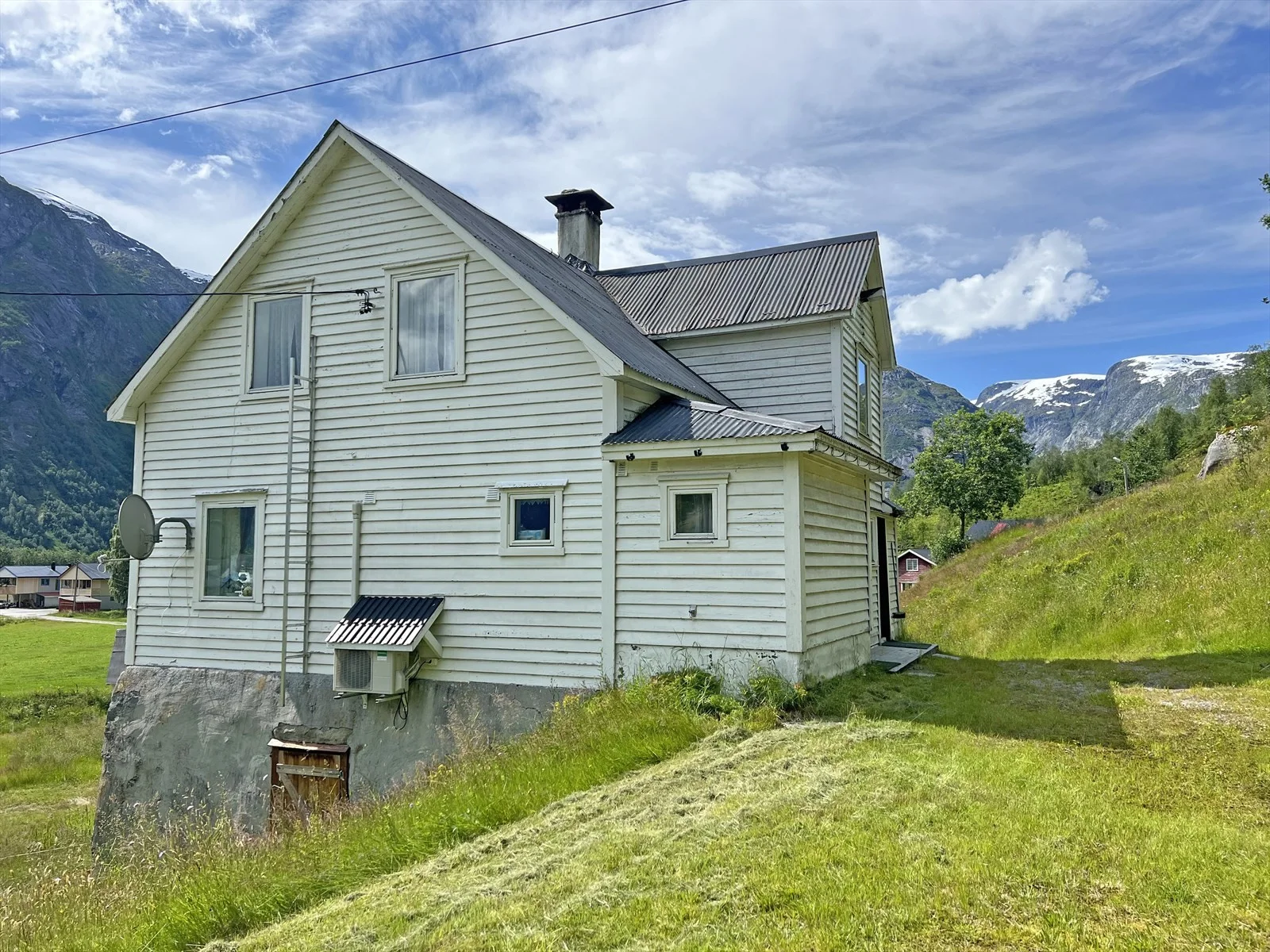 Photo 7