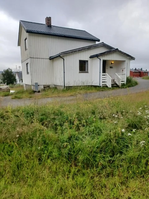 Listing photo