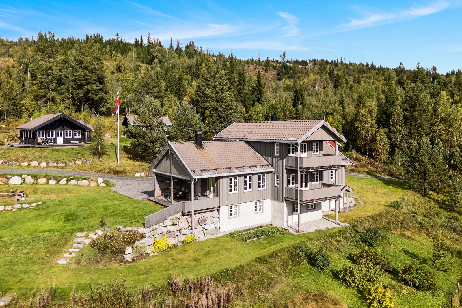Photo 4