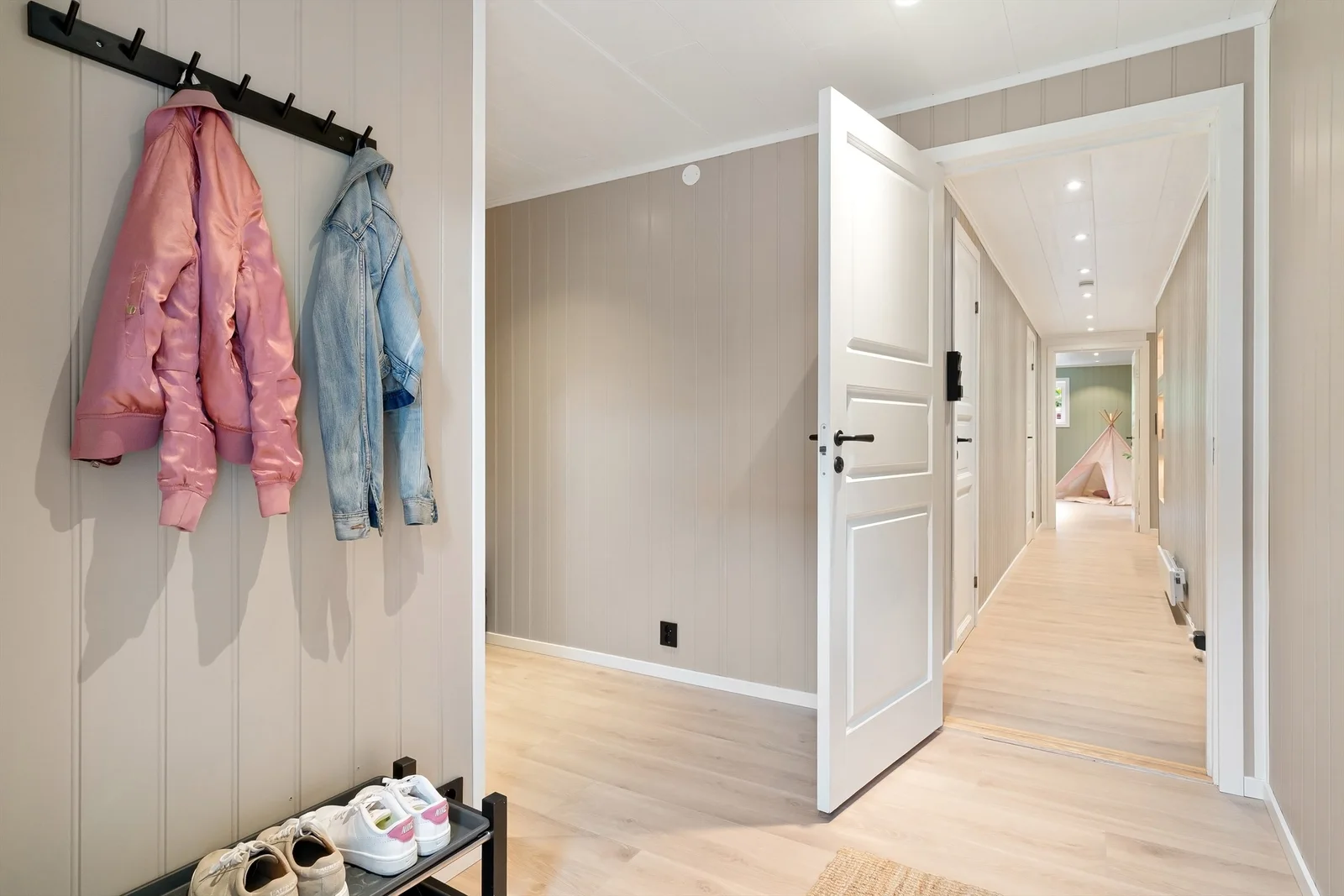 Photo 43