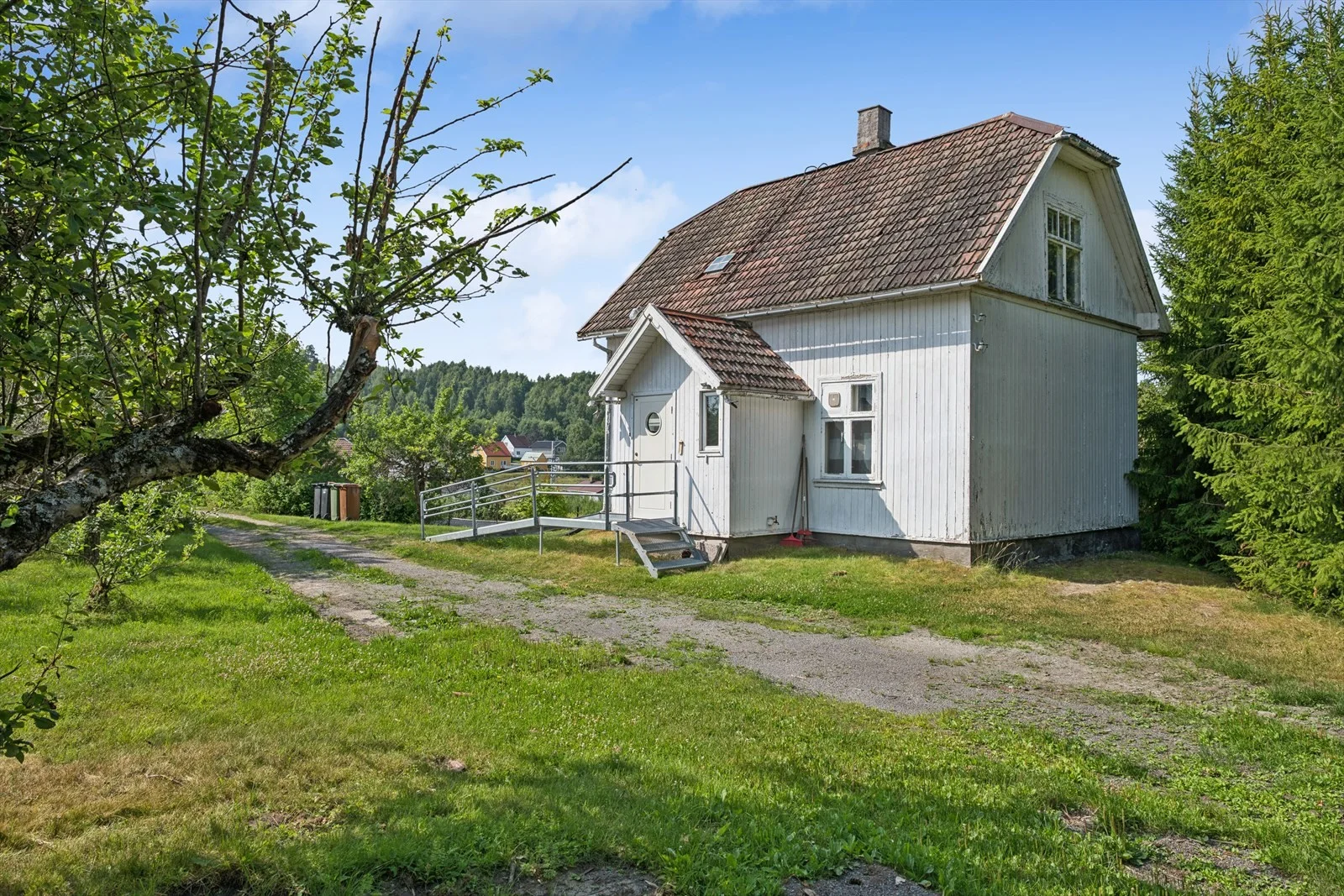 Listing photo