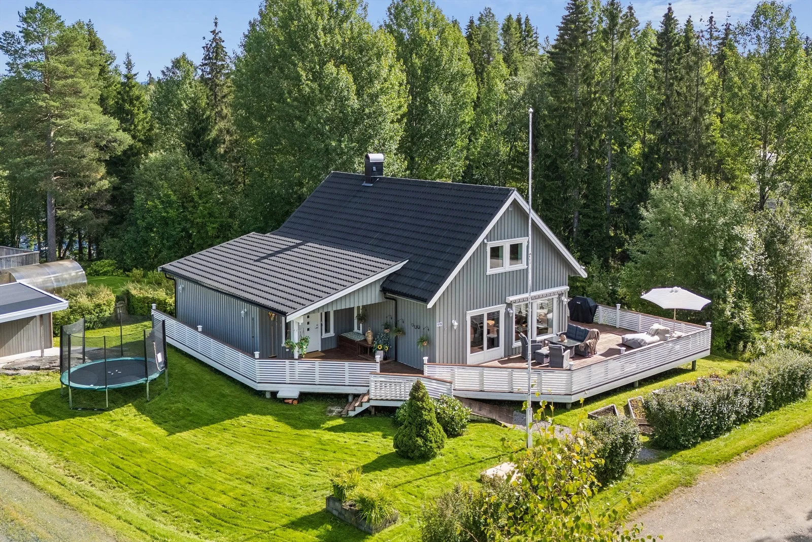 Listing photo