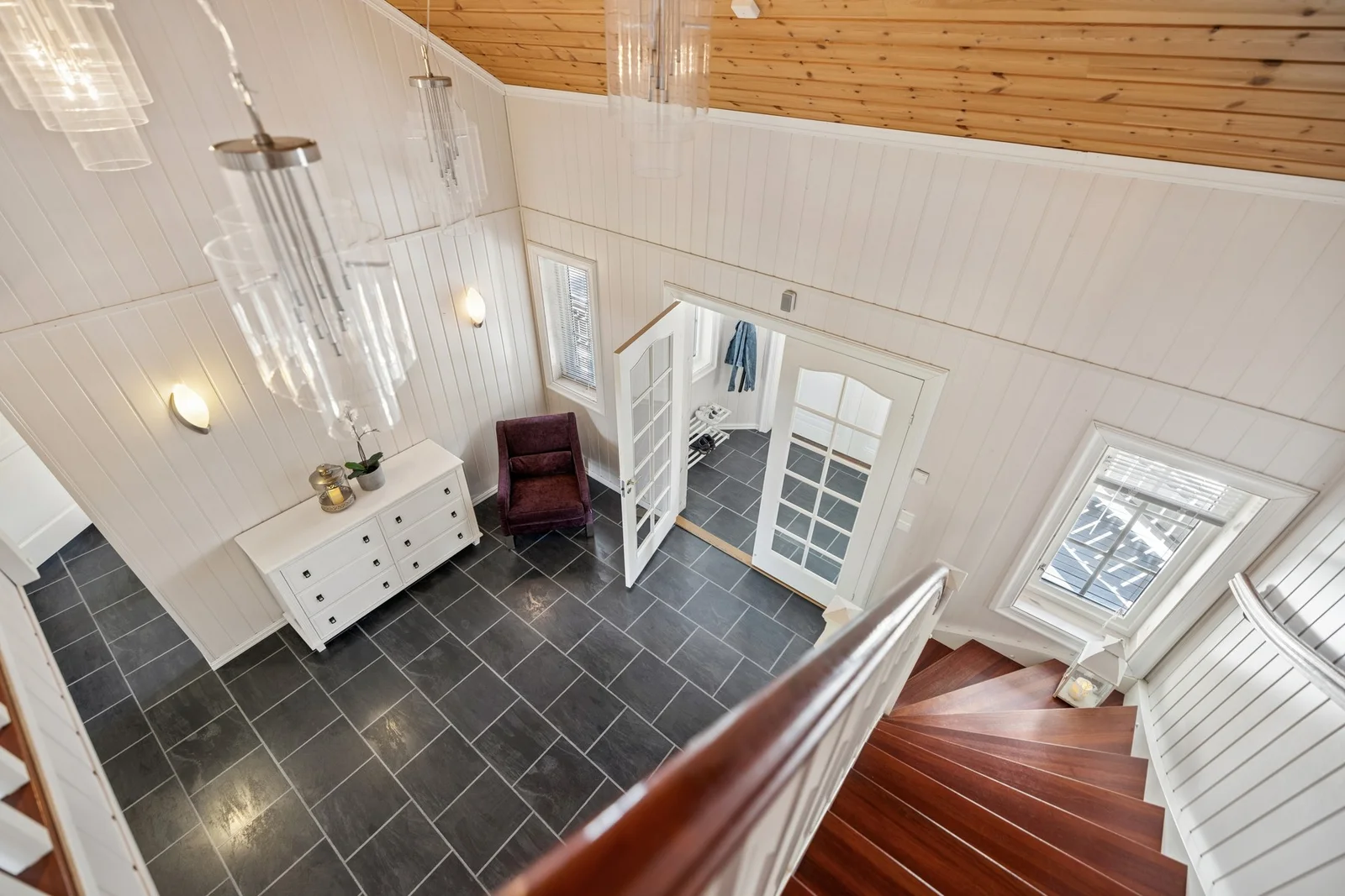 Photo 8