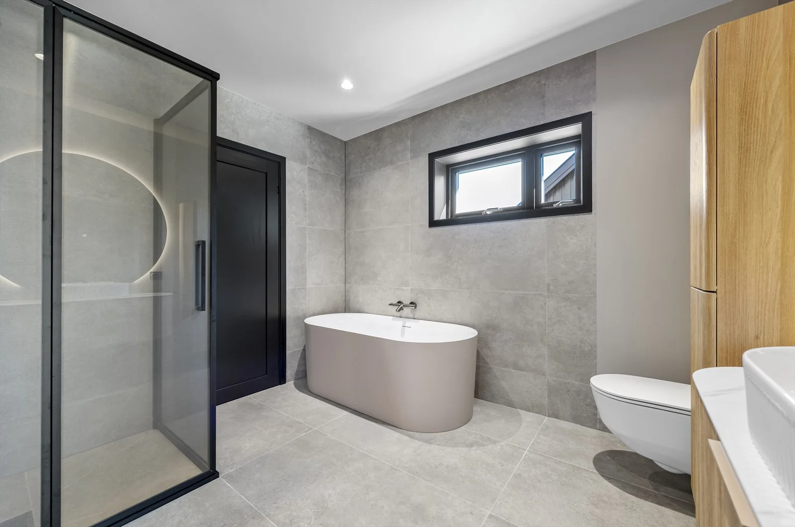 Photo 34