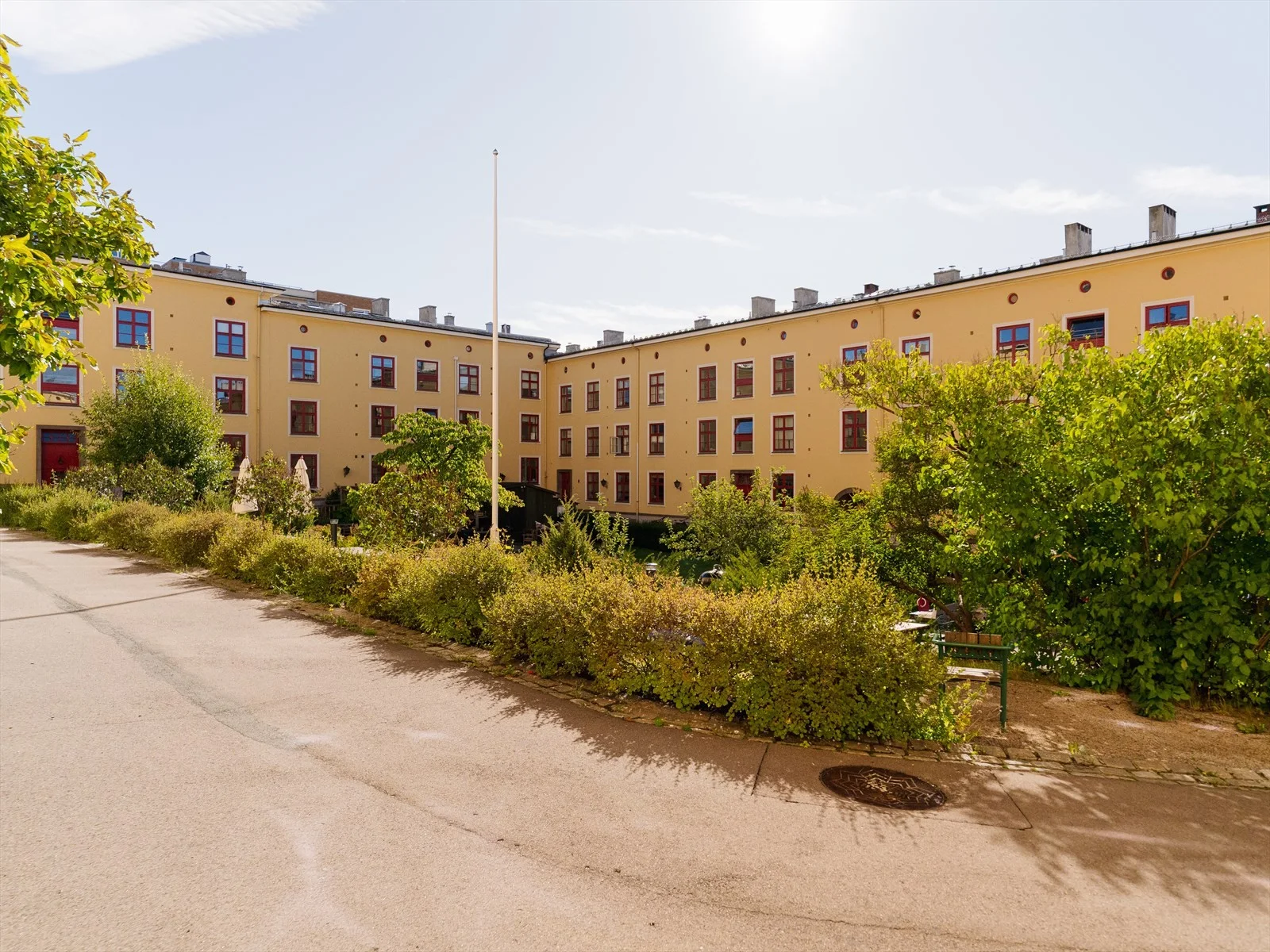 Photo 25
