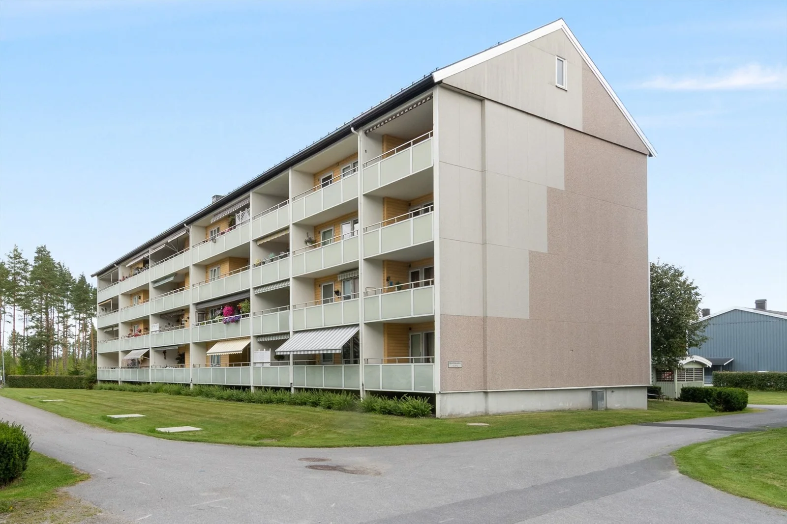 Listing photo