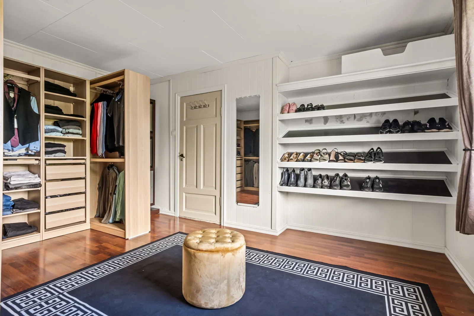 Photo 33