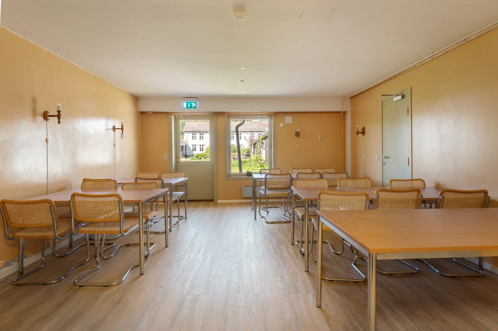 Photo 42