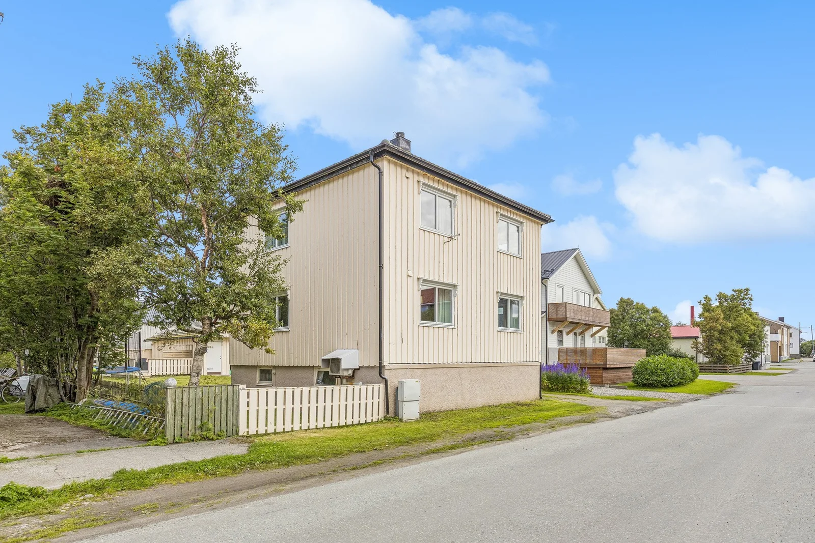 Listing photo