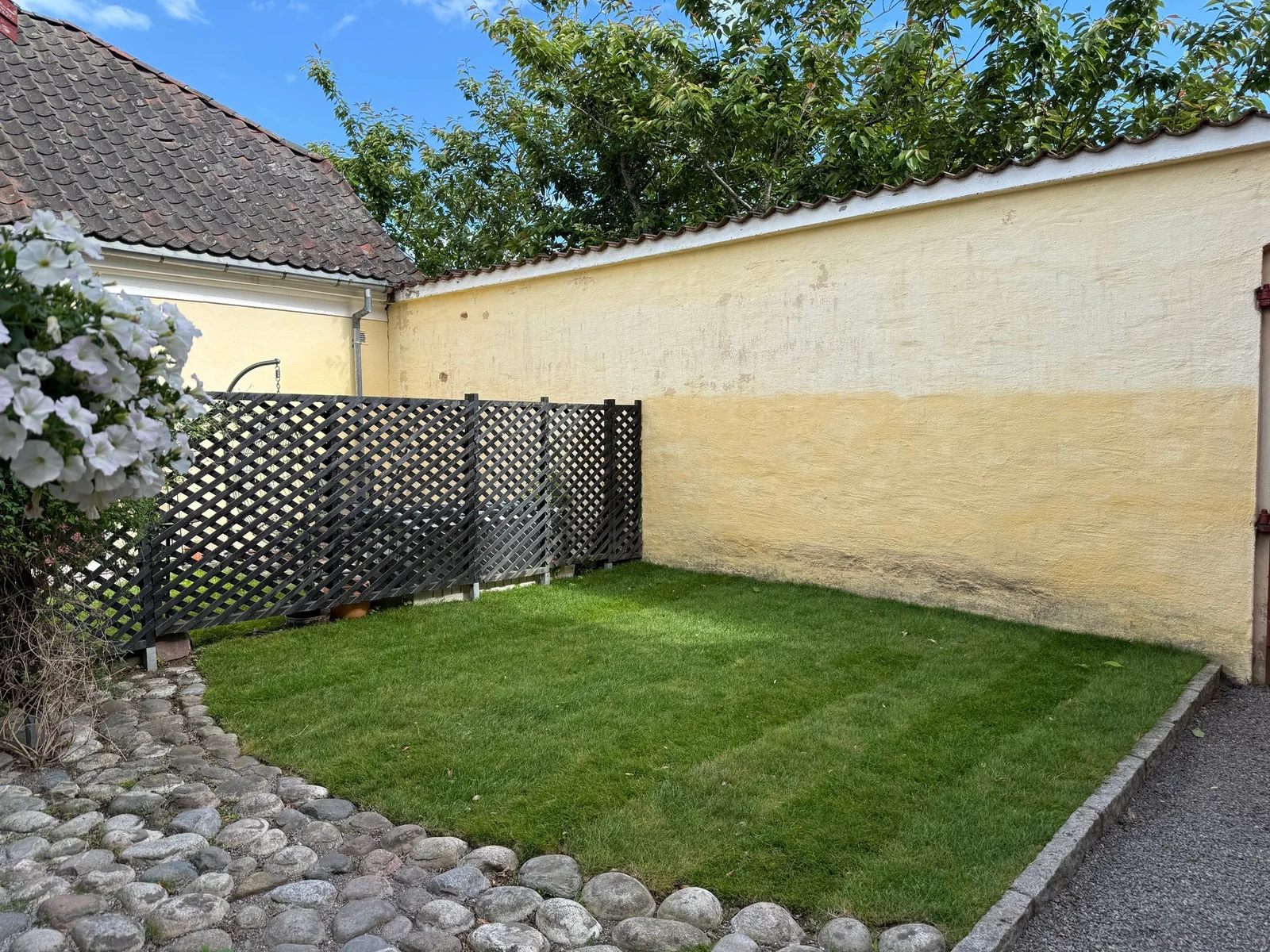Photo 32