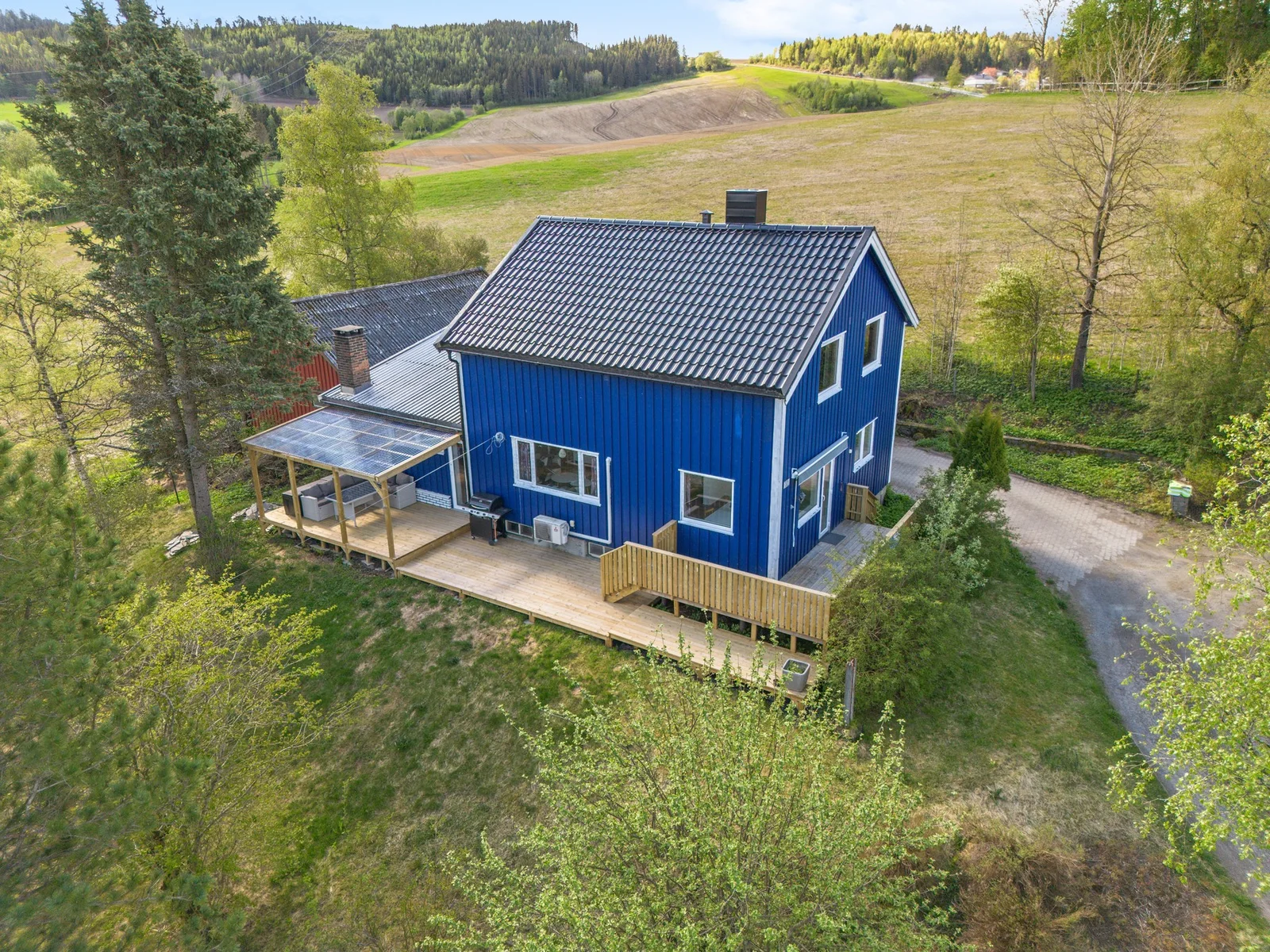Listing photo