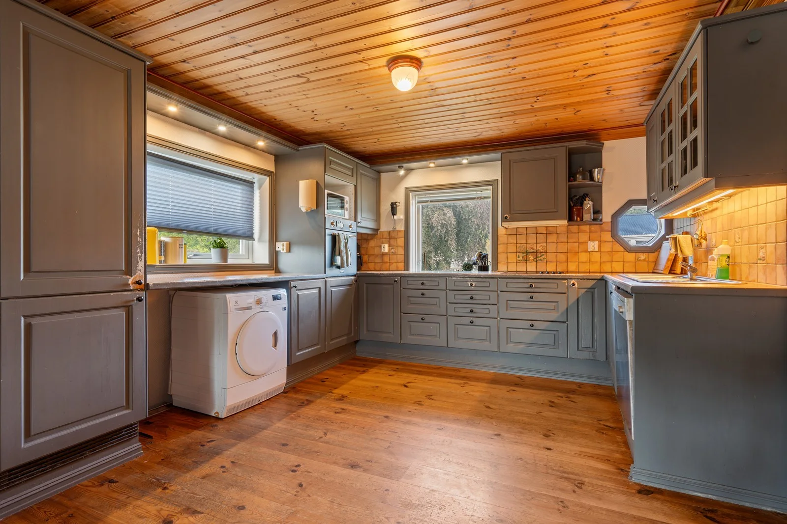Photo 29
